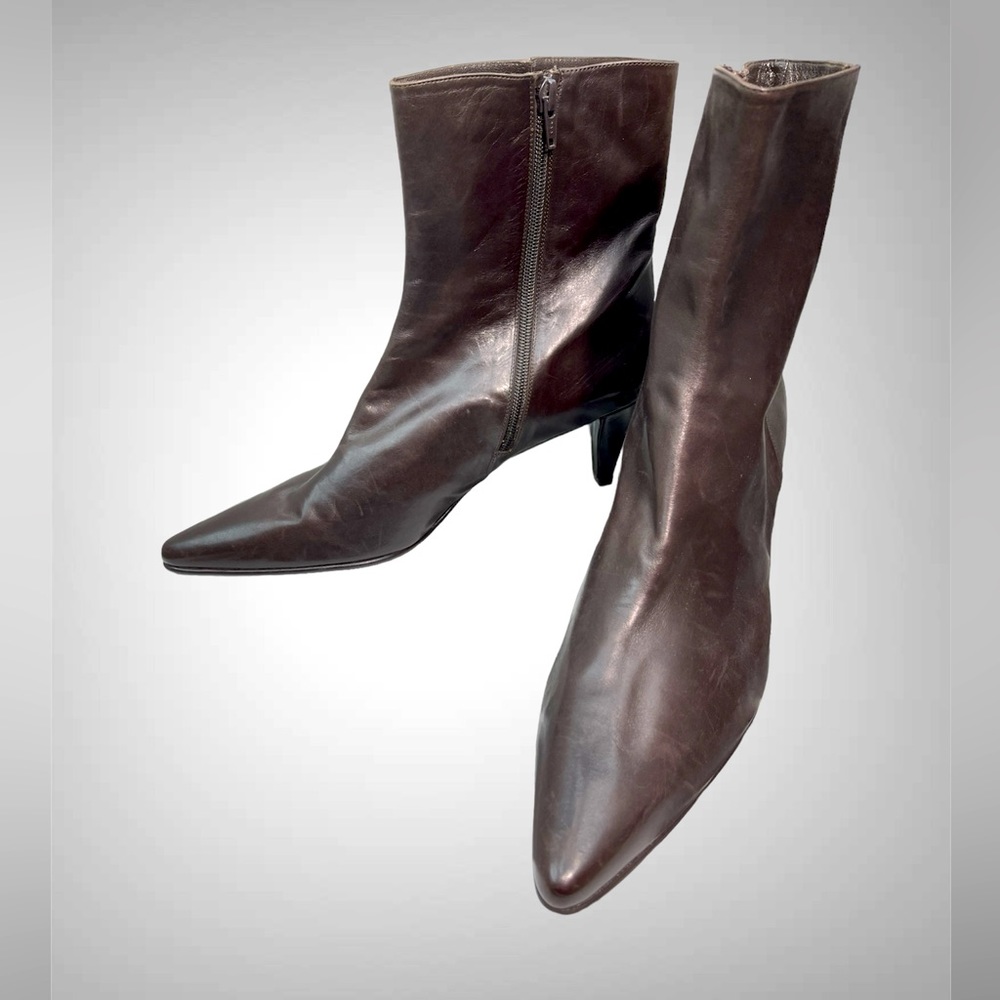 BEAUTIFUL BROWN LEATHER ANKLE BOOTS•WOMEN’S SIZE 12 M (TRUE TO SIZE)•NEVER WORN